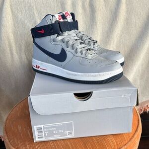 Nike Air Force 1 Hi Qs SZ 7